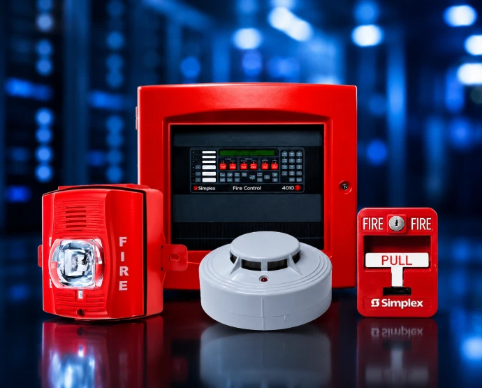Panel de control, sirena y sensor para sistemas de detección contra incendios.